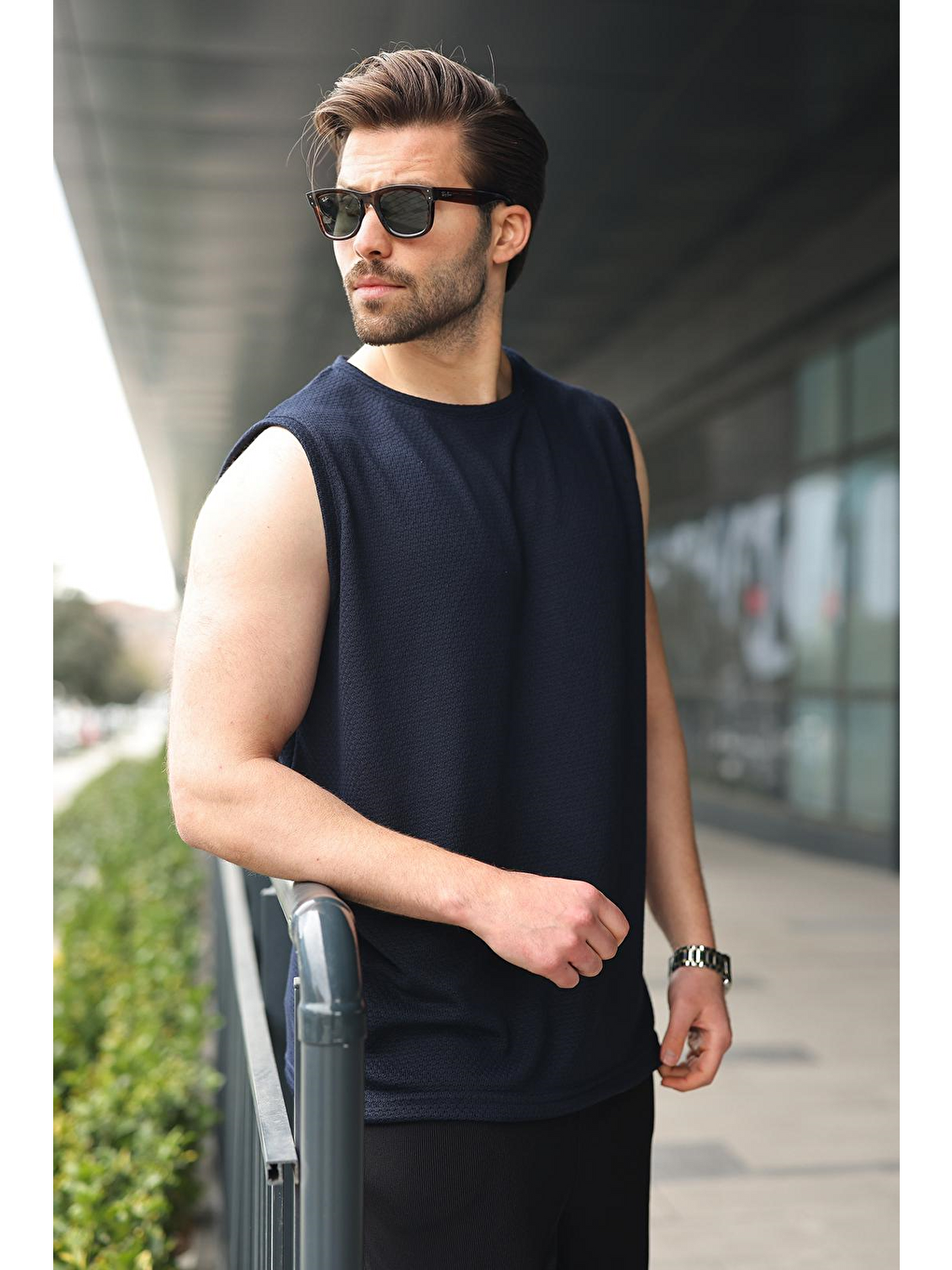 Lacivert Bisiklet Yaka Jakarlı Kolsuz Erkek Tişört E7180-4