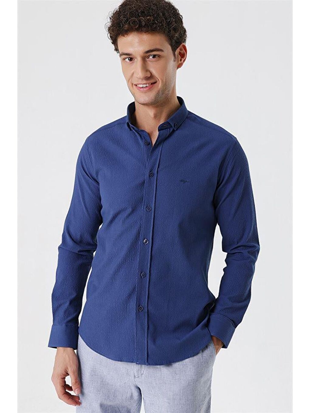 İndigo Mavi Uzun Kollu Gofreli Cepsiz Pamuklu Elastanlı Klasik Slim Fit Dar Kesim Gömlek 1004230178