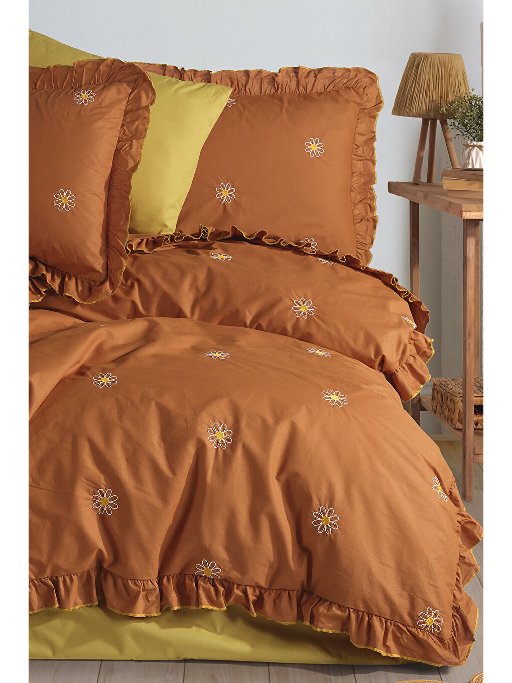 Kahverengi Ranforce %100 Pamuk Nakışlı Fırfırlı Nevresim Seti Sorteranev-2