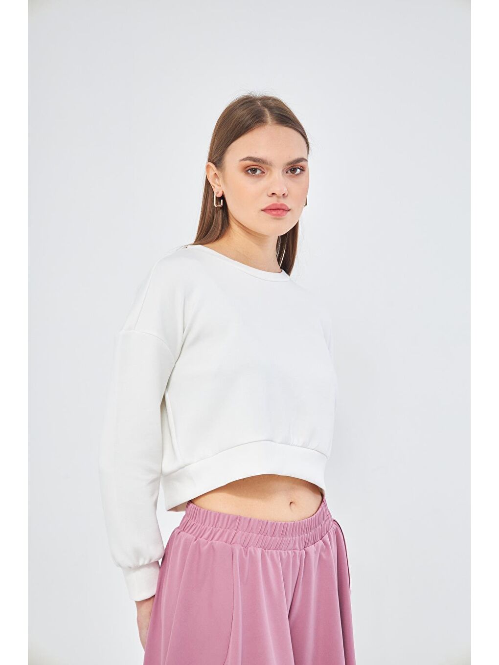 Chandraswear Beyaz Kadın Uzun Kollu Crop Sweatshirt - 1