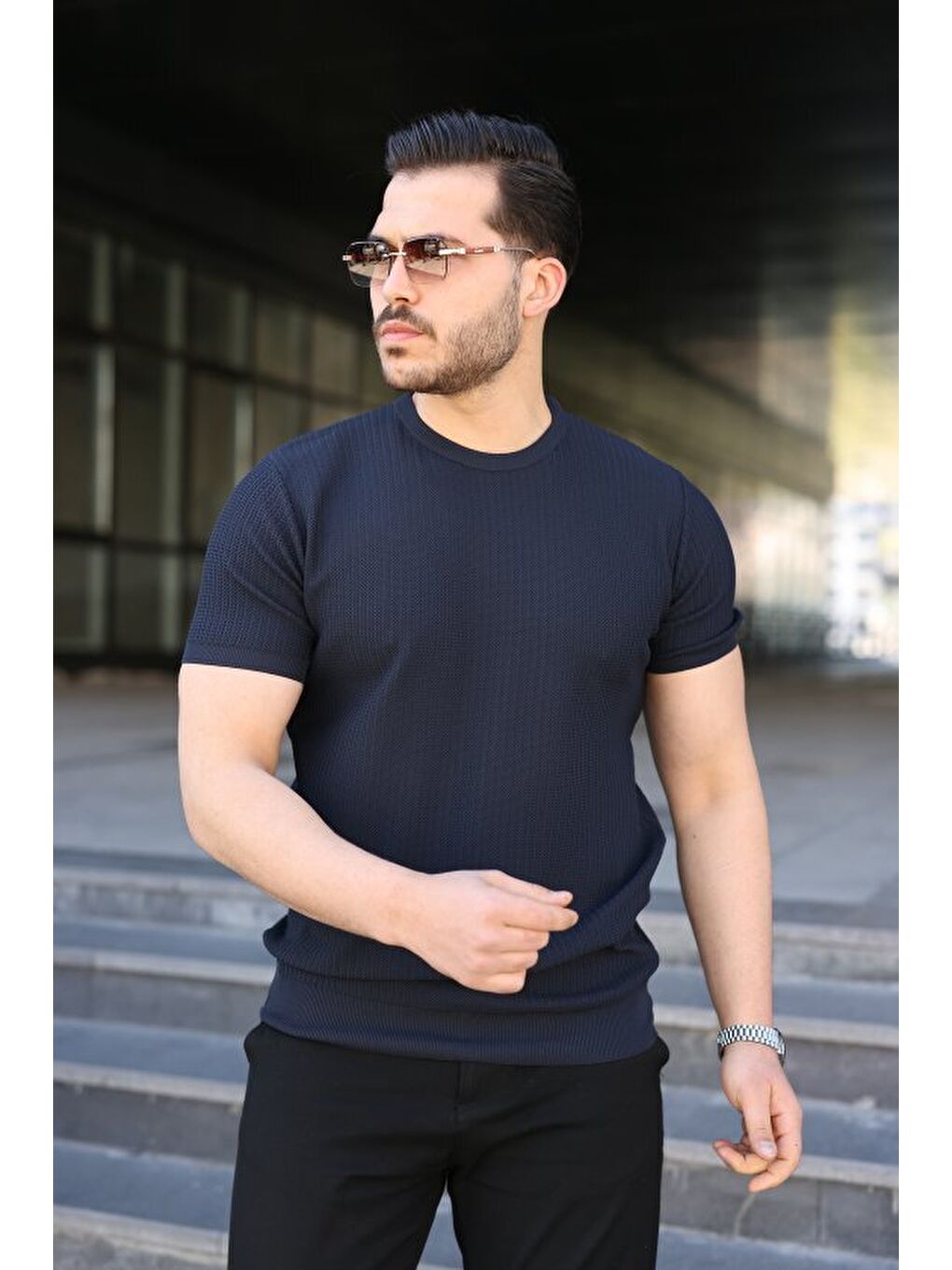 Lacivert Erkek Bisiklet Yaka Petek Dokulu Kısa Kollu Triko Tişört-2