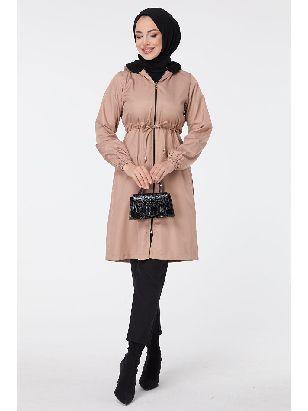Bej Kapüşonlu Yaka Kadın Vizon Trenç Kap - 13042