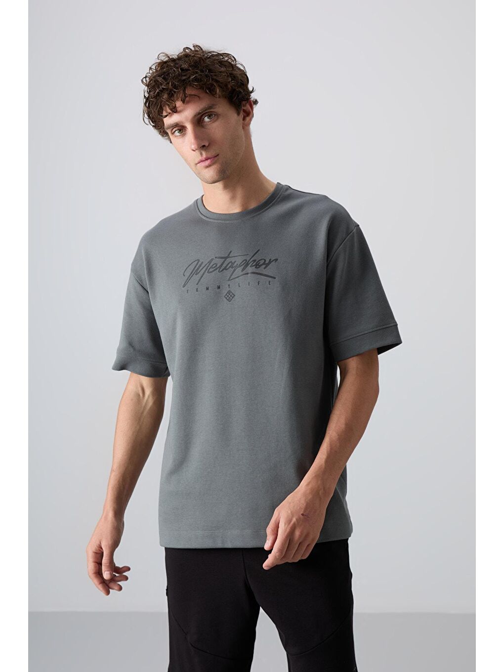 TOMMYLIFE Haki Pamuklu Kalın Yumuşak Dokulu Oversize Fit Baskılı Erkek T-Shirt - 88320