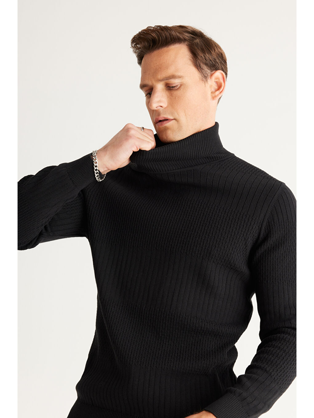 Erkek Siyah Recycle Standart Fit Normal Kesim Tam Balıkçı Yaka Pamuklu Jakarlı Triko Kazak-3