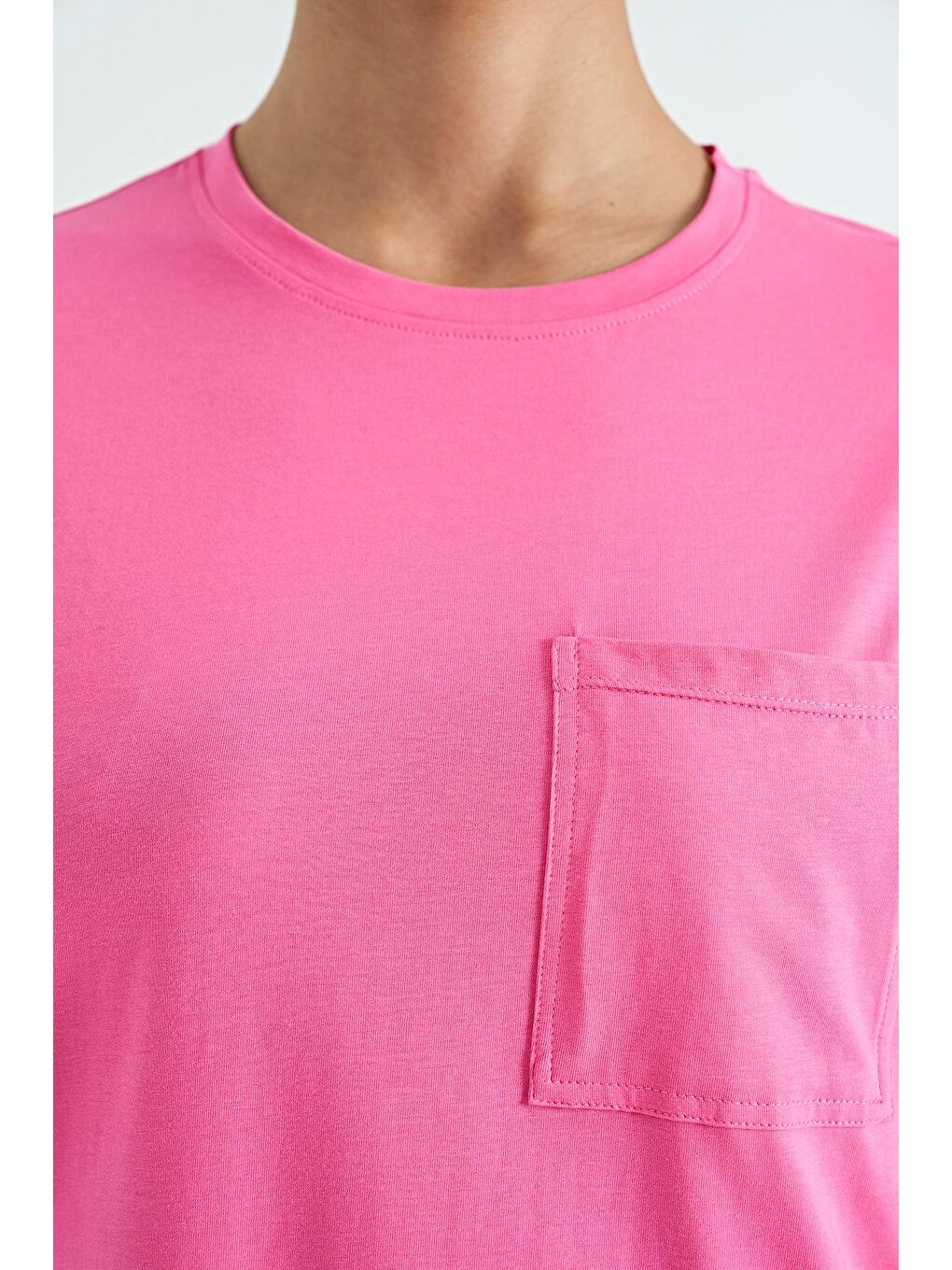 Veryperi Koyu Pembe Şeker Pembe Düşük Omuzlu Cep Detaylı Oversize Kadın T-Shirt - 02268 - 1