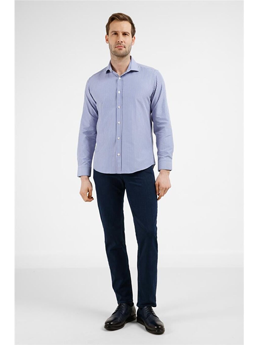 Lacivert - Beyaz Çizgili Desen İtalyan Yaka Uzun Kol Cepsiz Slim Fit Pamuklu Gömlek 1004255217-1