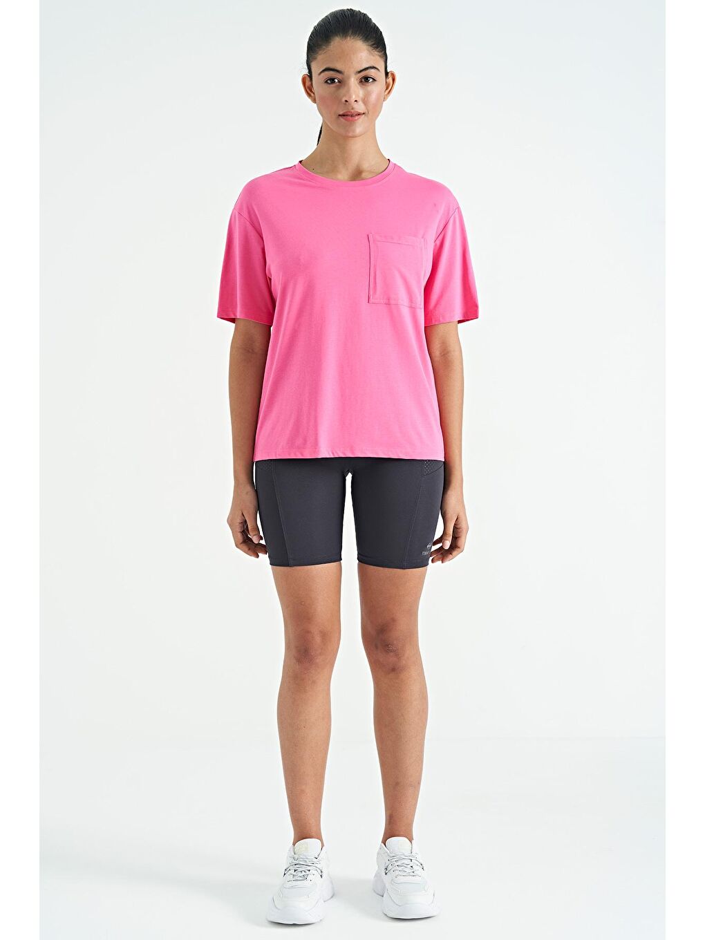 Veryperi Koyu Pembe Şeker Pembe Düşük Omuzlu Cep Detaylı Oversize Kadın T-Shirt - 02268 - 2