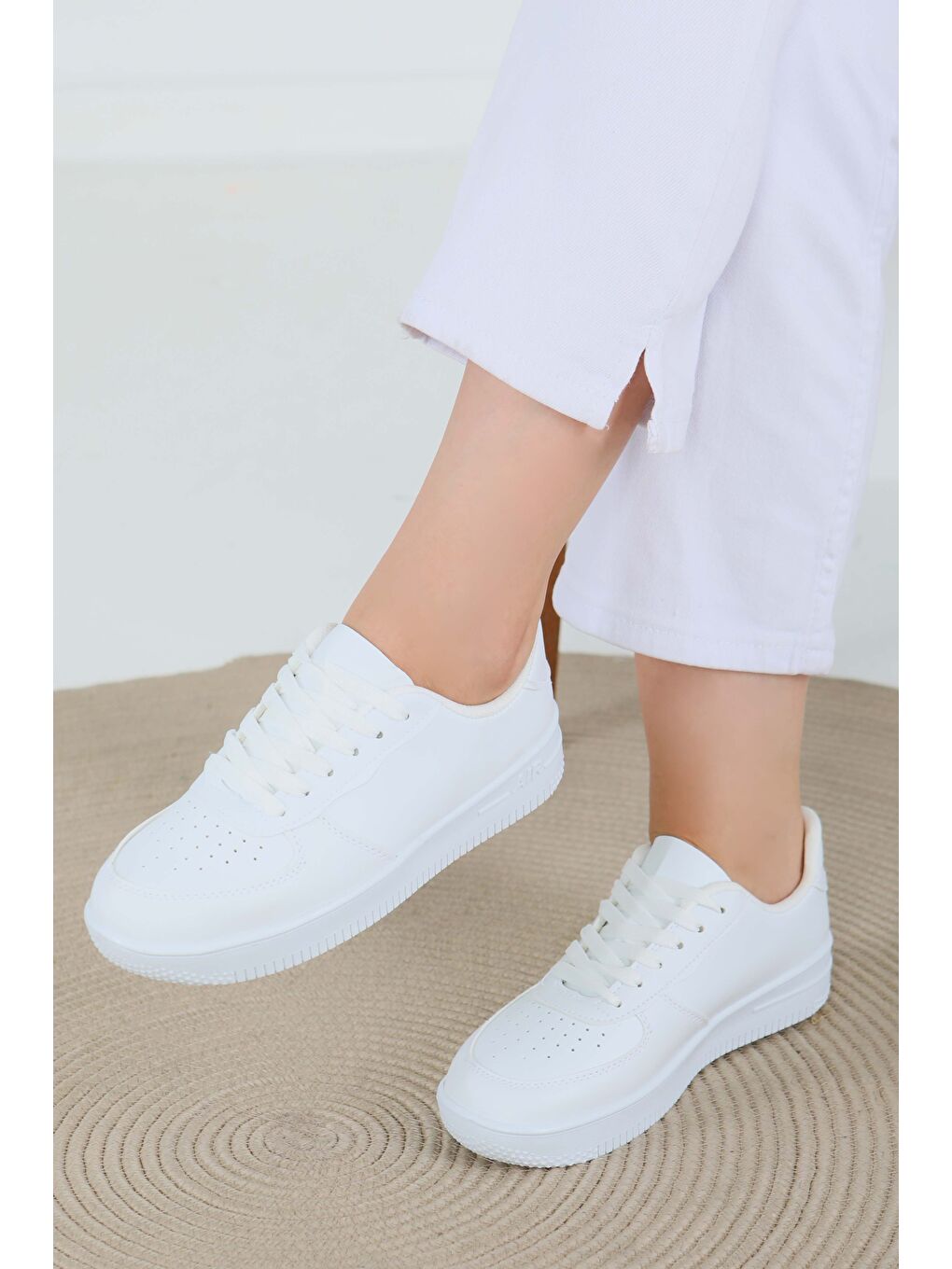 Kadın Beyaz Spor Ayakkabı - 27477-3