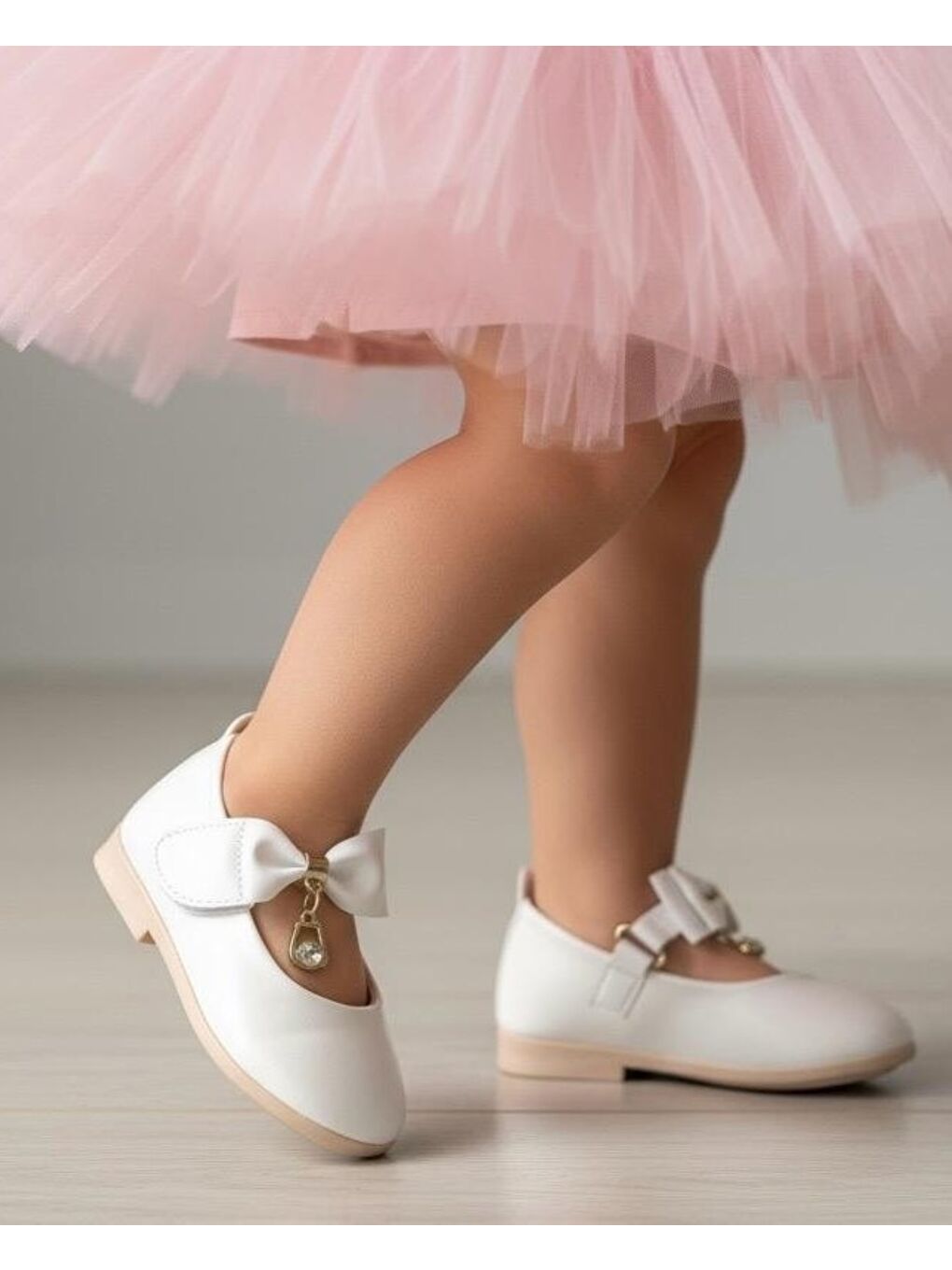 Kız Çocuk Taşlı Beyaz Babet