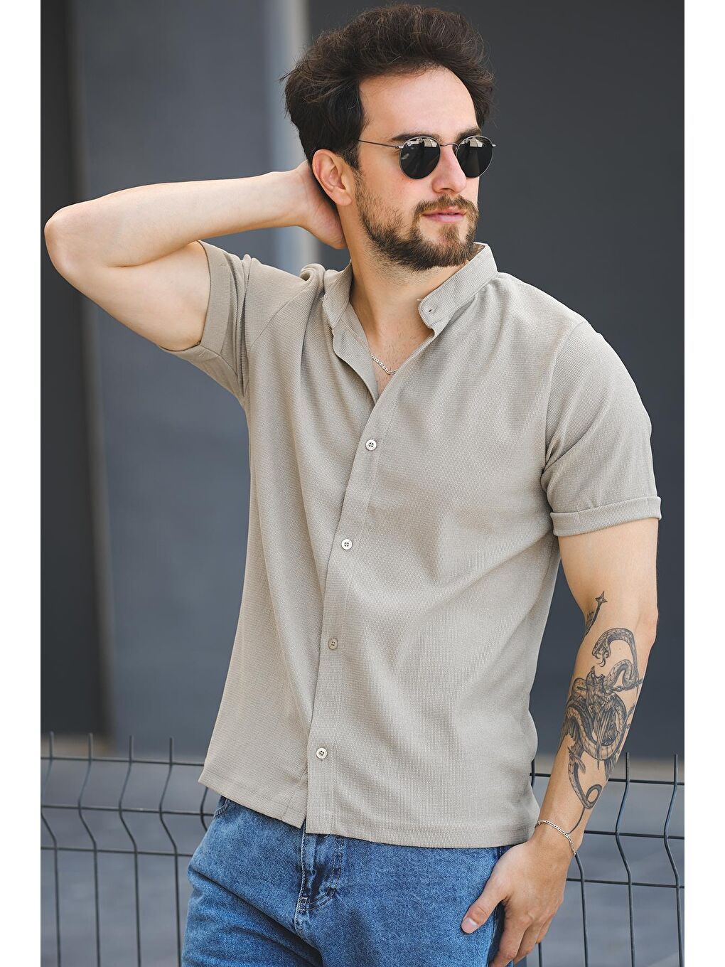 Ekru Laend Slim Fit Esnek Elastanlı Kısa Kol Hakim Yaka Erkek Gömlek