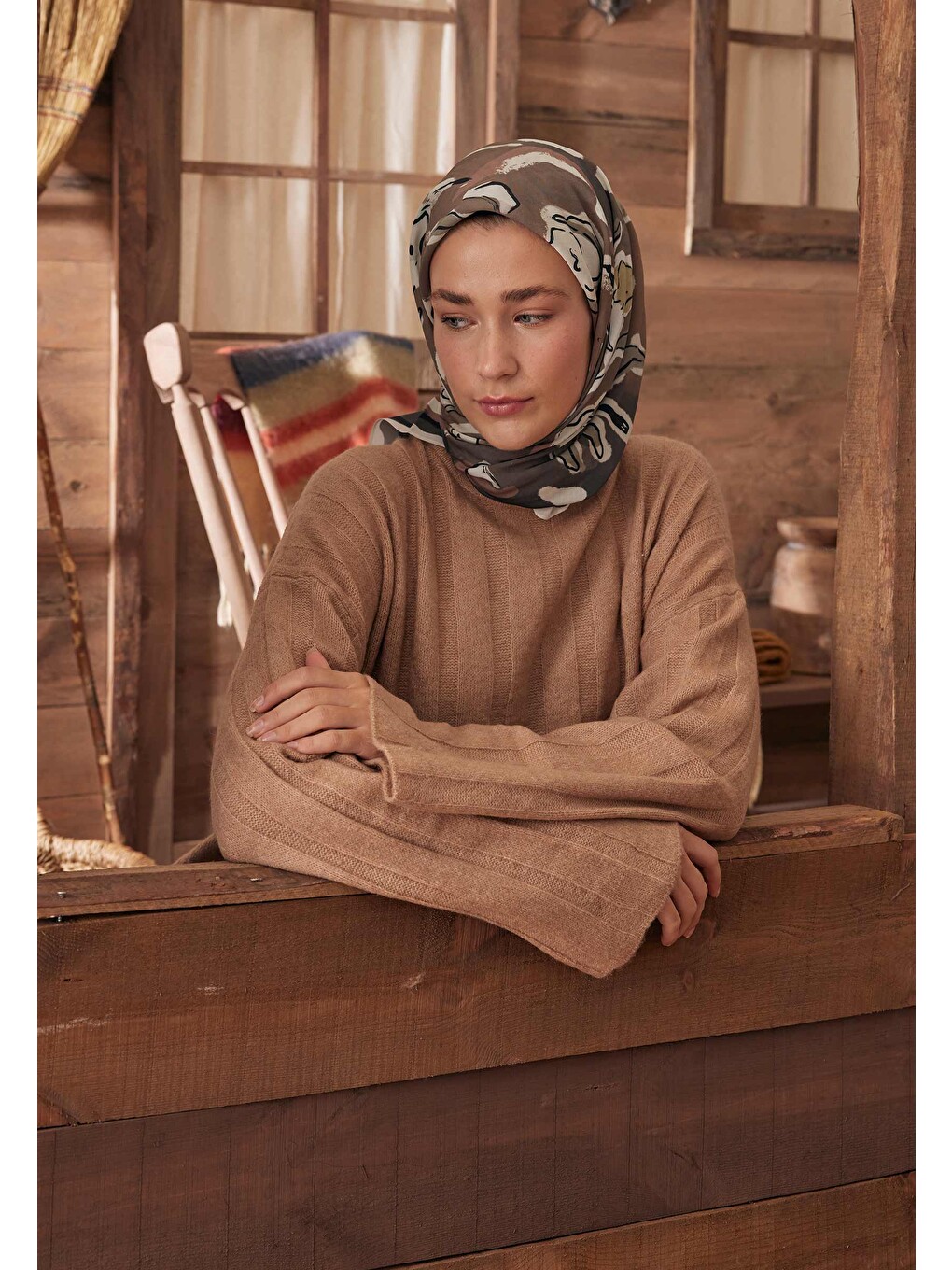 Ekru Aspen Desen Pamuk İpek Eşarp Antrasit-1