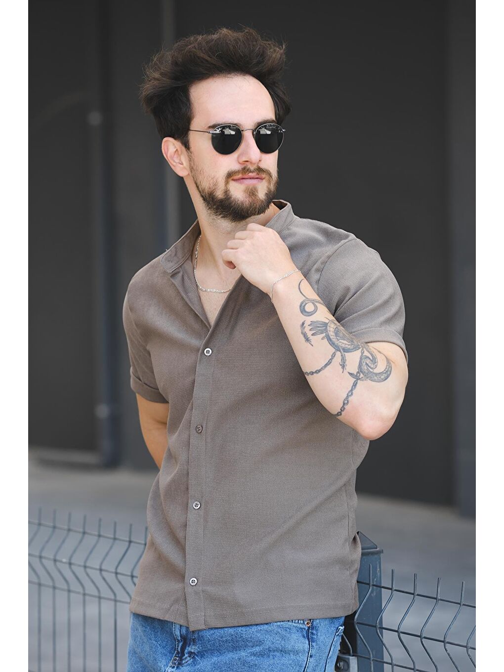 Kahverengi Laend Slim Fit Esnek Elastanlı Kısa Kol Hakim Yaka Erkek Gömlek-3