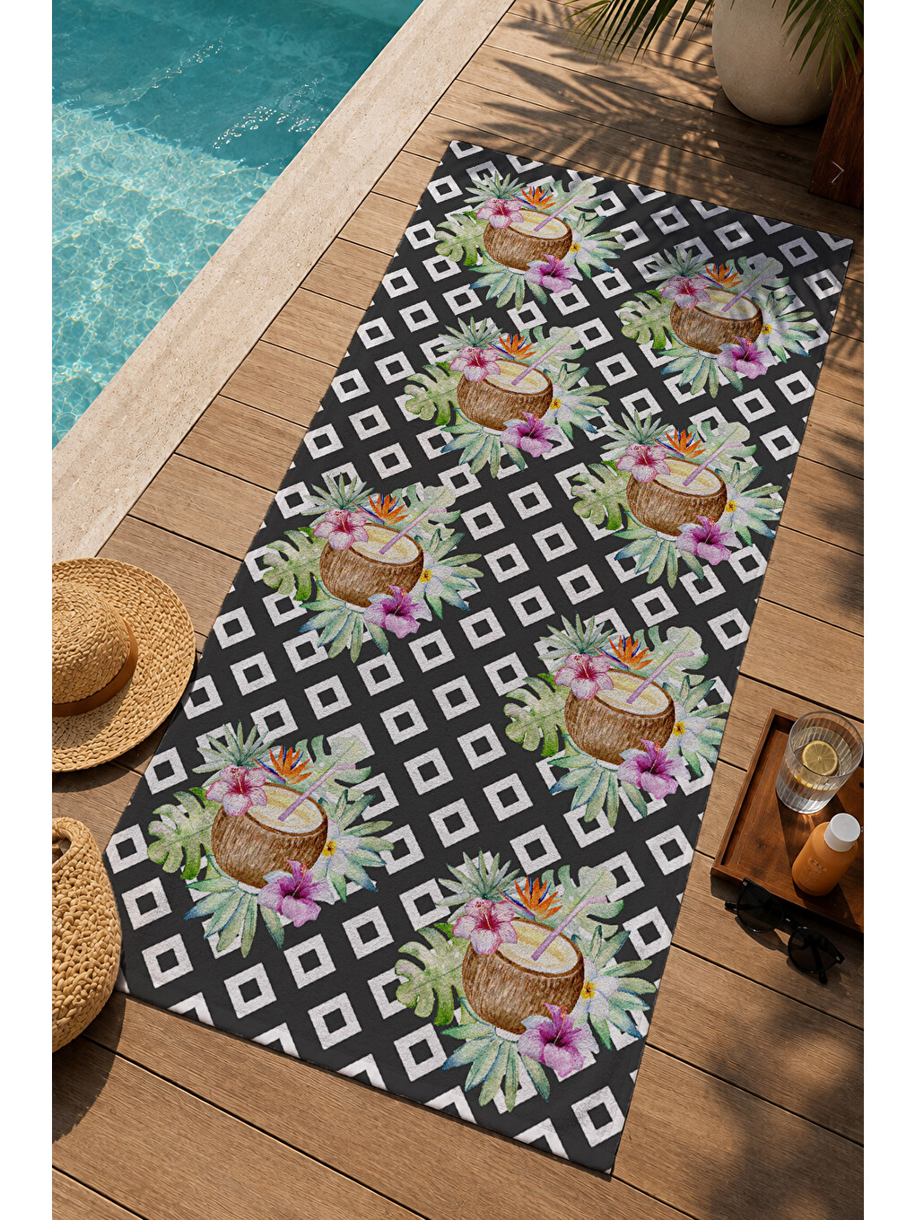 Siyah Beyaz Geometrik Renkli Desenli 70x150 Cm Dijital Baskılı Plaj Ve Banyo Havlusu-2
