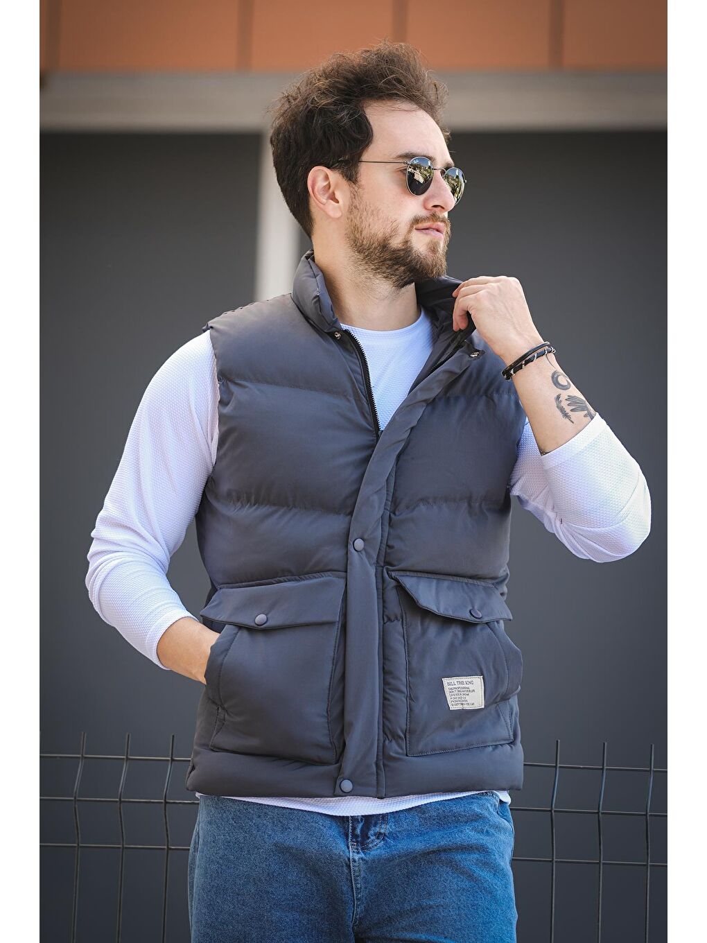 Gri Octave Suya Dayanıklı Kapaklı Cepli Etiket Detaylı Dik Yaka Erkek Şişme Yelek