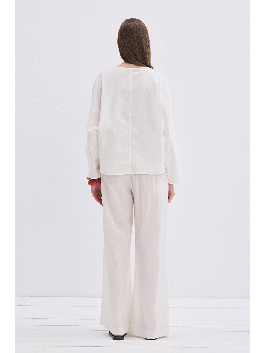 Açık Hakim Yaka Keten Gömlek Ekru-8