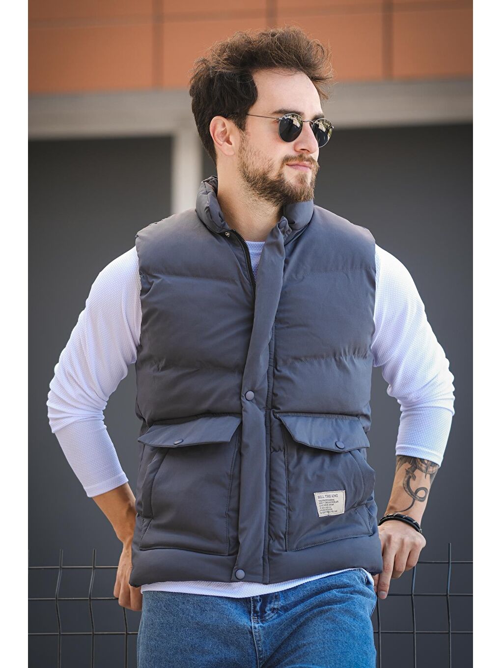 Gri Octave Suya Dayanıklı Kapaklı Cepli Etiket Detaylı Dik Yaka Erkek Şişme Yelek-1