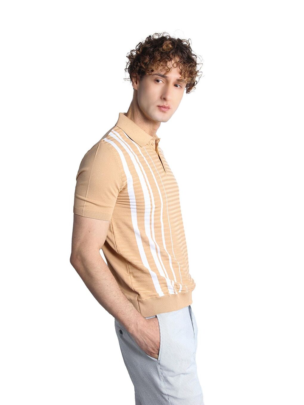 Bej Slim Fit Dar Kalıp Düğmeli Polo Yaka Desenli Kısa Kollu Triko Tişört-3