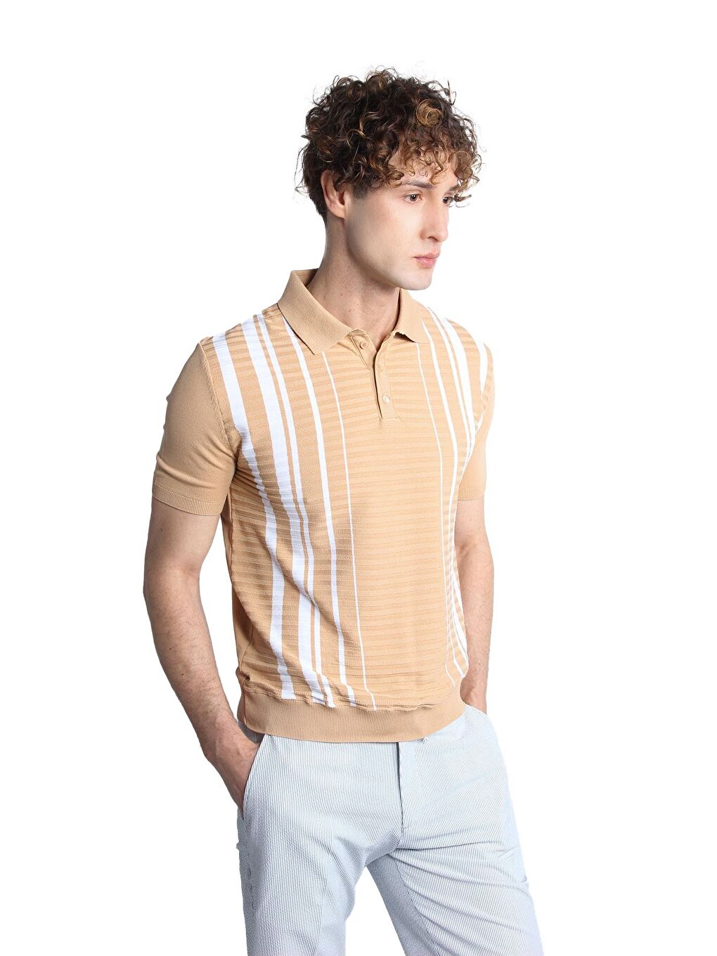 Bej Slim Fit Dar Kalıp Düğmeli Polo Yaka Desenli Kısa Kollu Triko Tişört-4