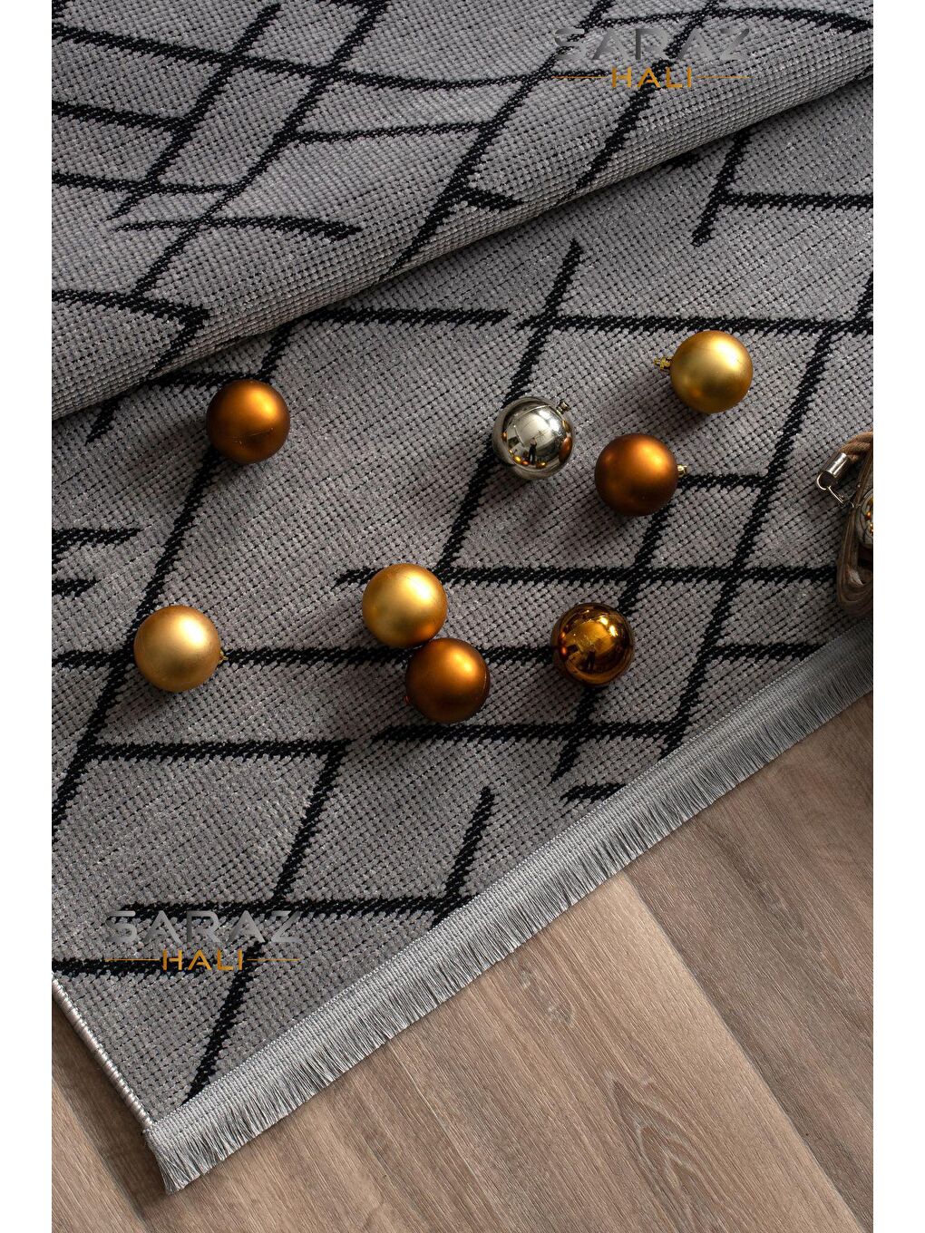 Zigzag Saçaklı Kaymaz Kilim Gri 100x300-1