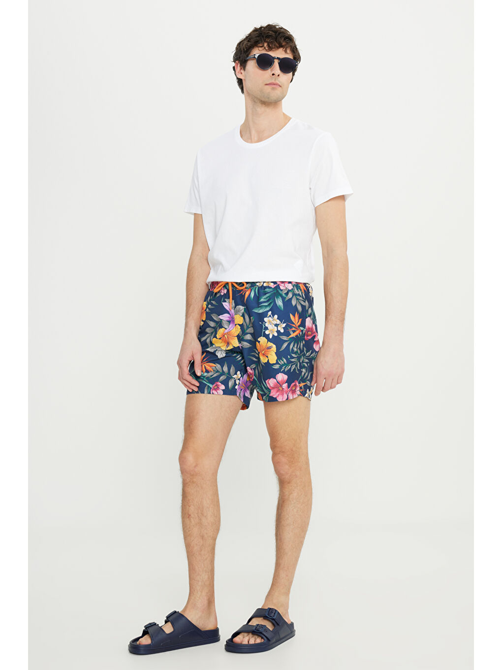 Erkek Lacivert Standart Fit Normal Kesim Cepli Hızlı Kuruyan Desenli Mayo Deniz Şortu-4