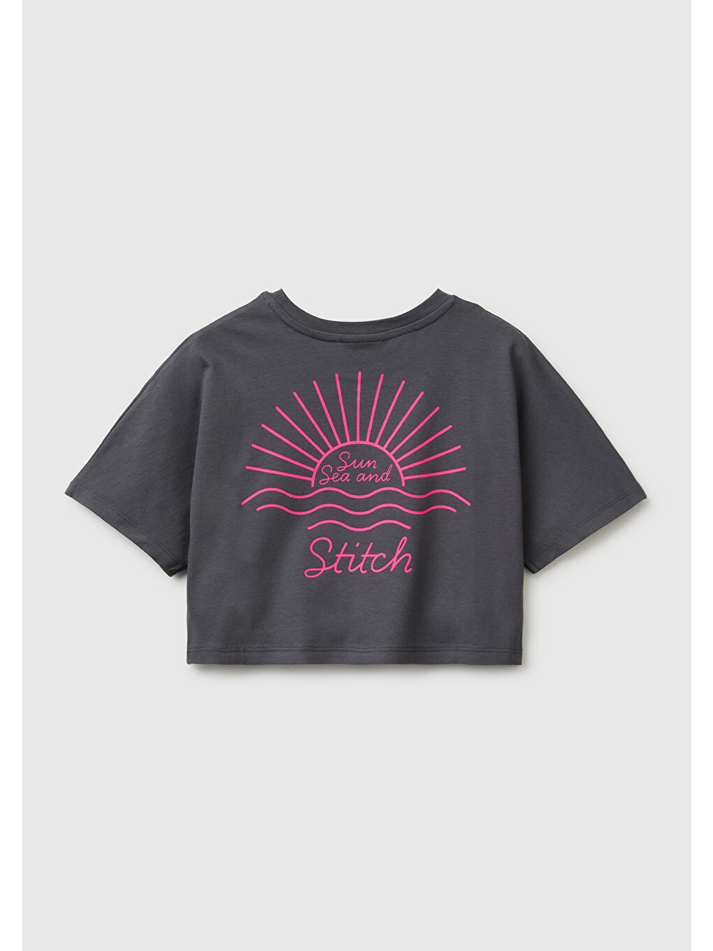 Kız Çocuk Koyu Kahverengi Lilo & Stitch Baskı Detaylı Crop T-Shirt-1
