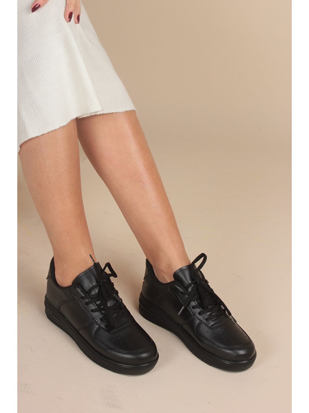 Siyah Aır Taban Sneaker-1