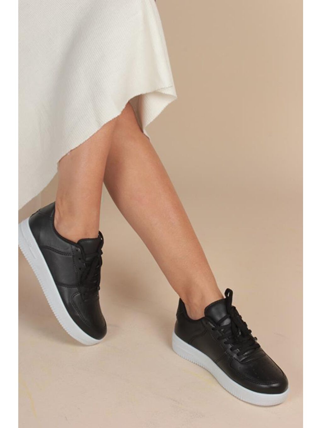 Siyah Aır Taban Sneaker