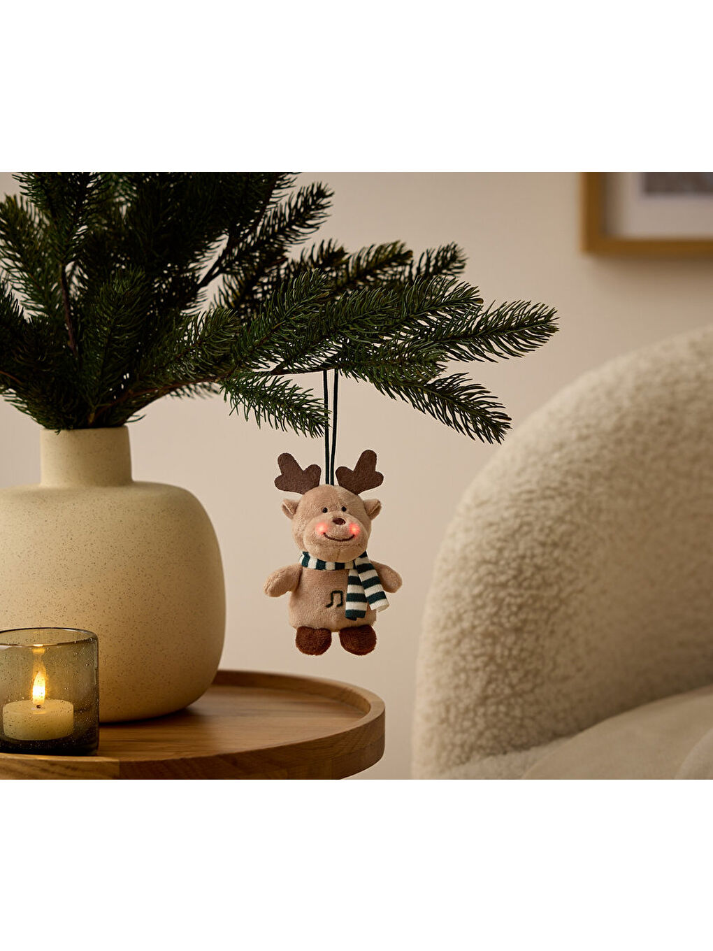 Ekru Şarkı Söyleyen Ren Geyiği, Pelüş