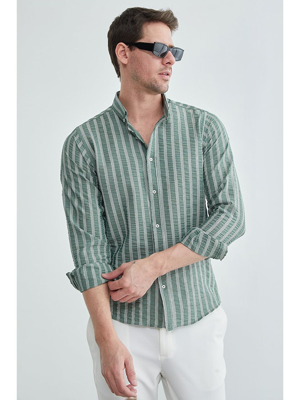 Yeşil Çizgili Jakarlı Gömlek-1