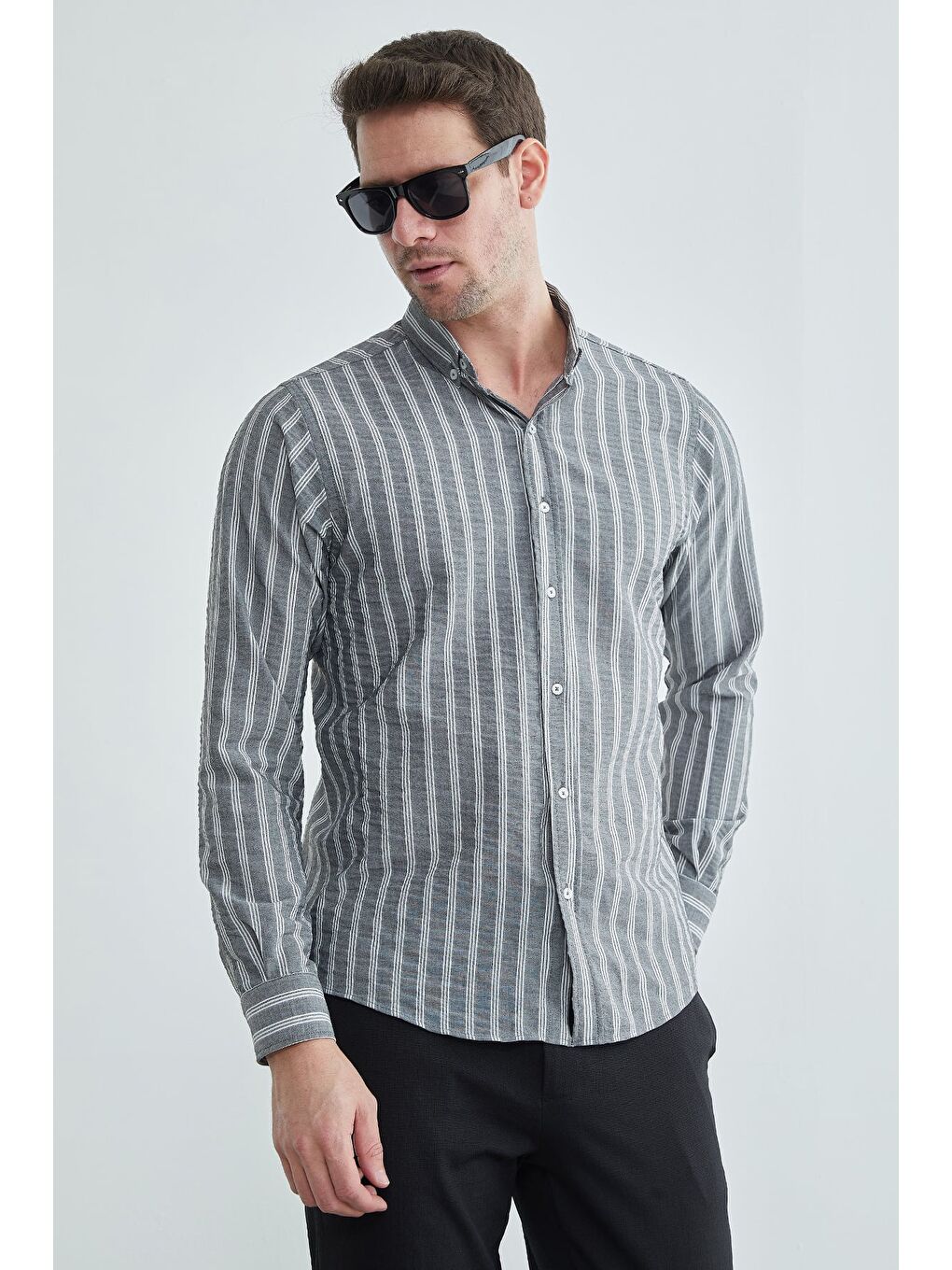 Gri Çizgili Jakarlı Gömlek-4