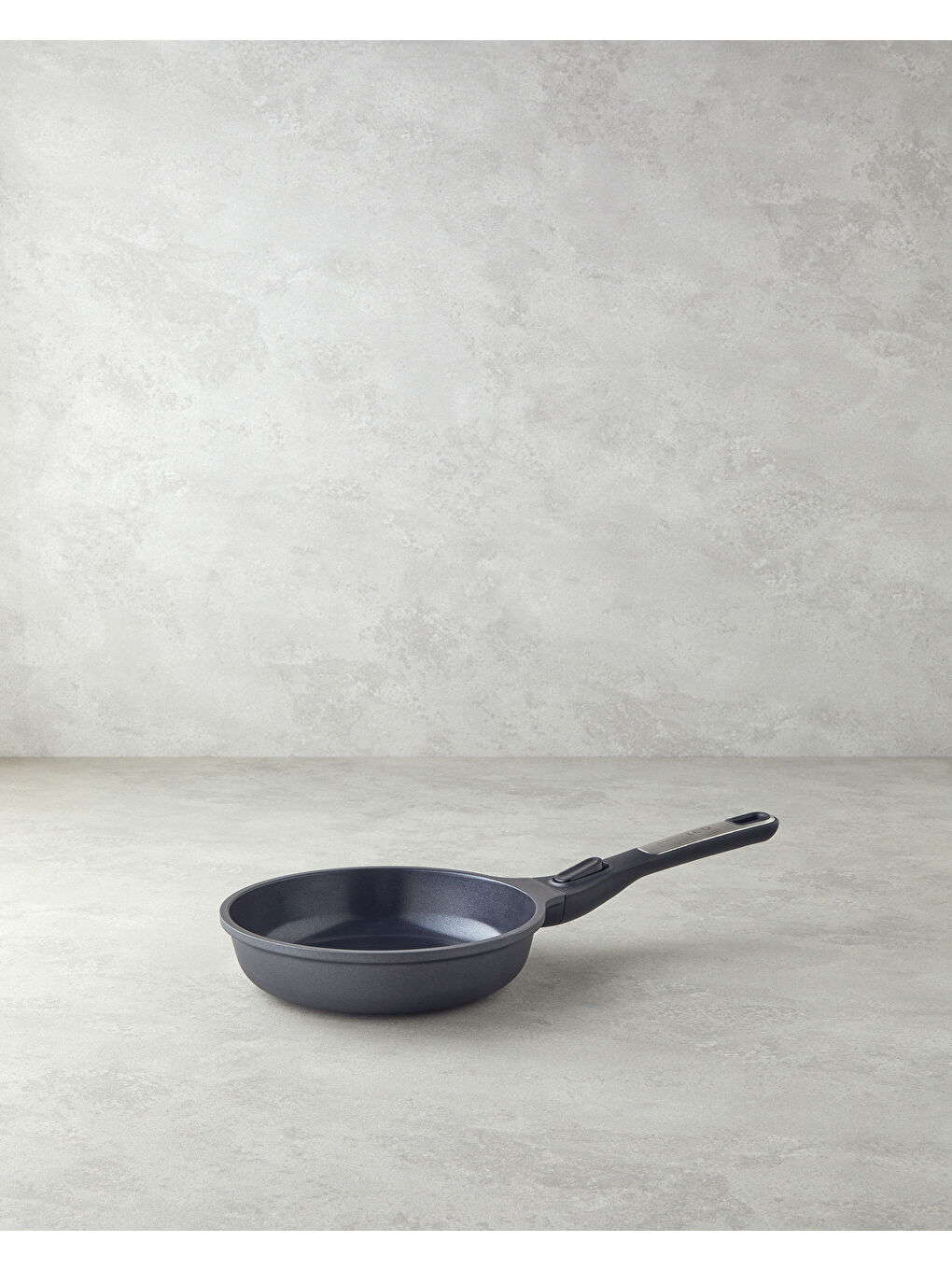 LEO Phantom Seramik Tava Siyah