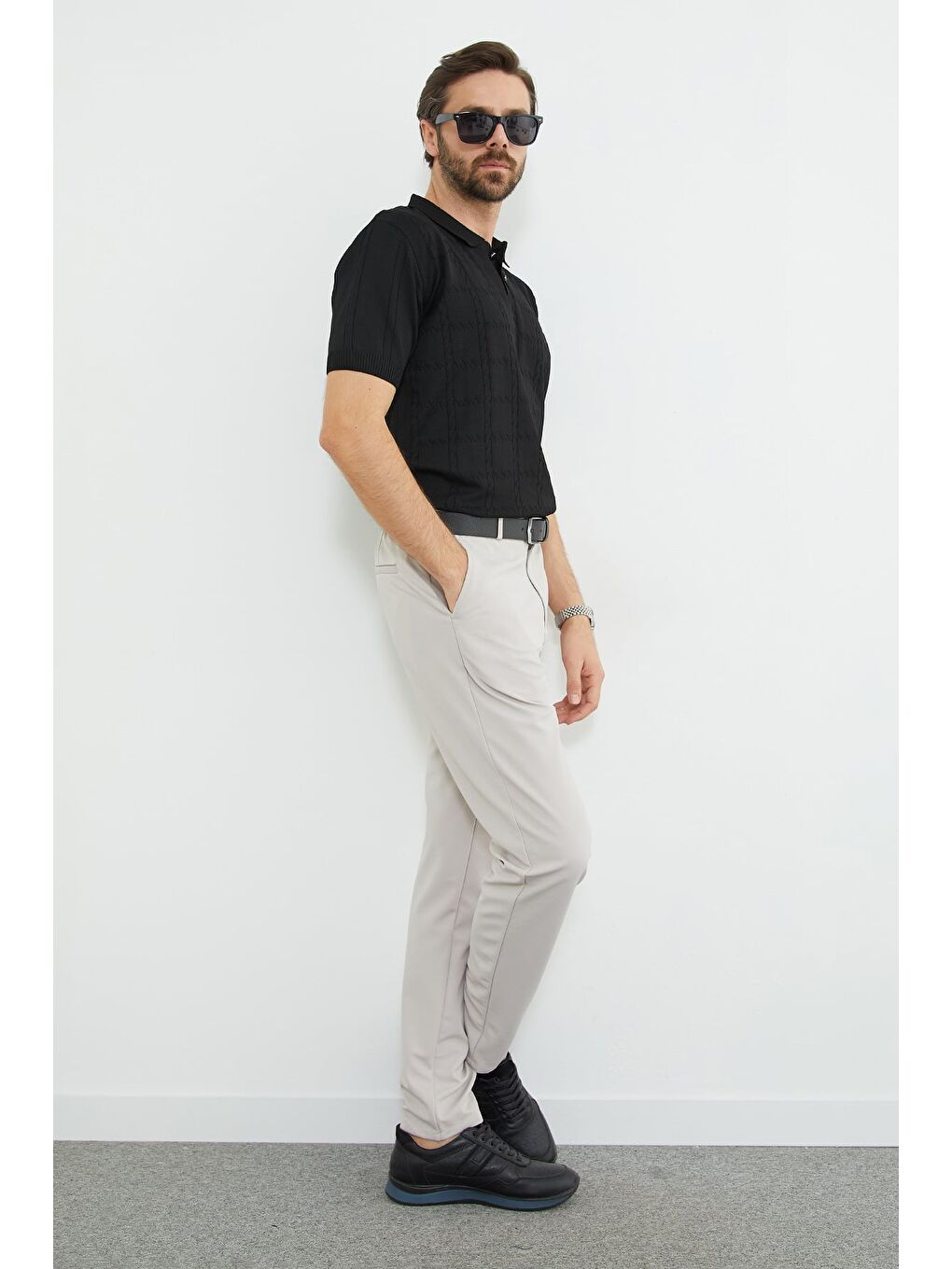 Siyah Örgü Desenli Polo Yaka Triko Tişört-3