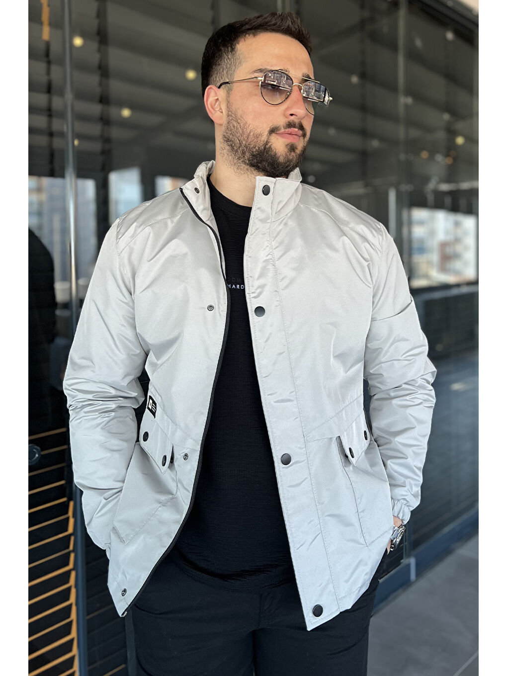 Bej Erkek Fermuarlı Ve Çıtçıtlı Çift Cepli Mevsimlik Mont