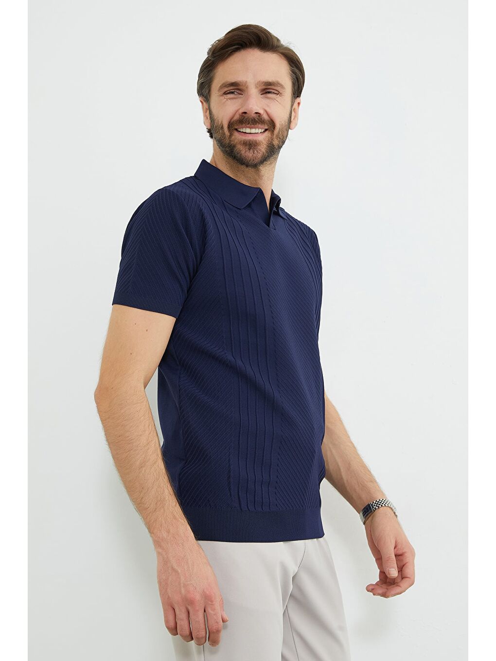 Lacivert Fitilli Apaş Yaka Triko Tişört-1