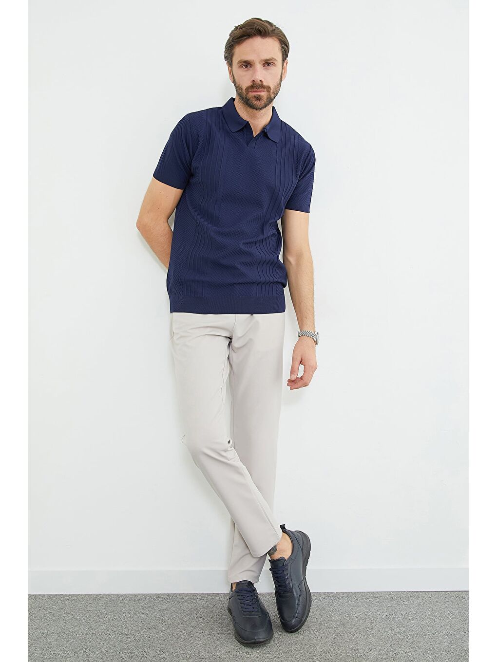 Lacivert Fitilli Apaş Yaka Triko Tişört-2