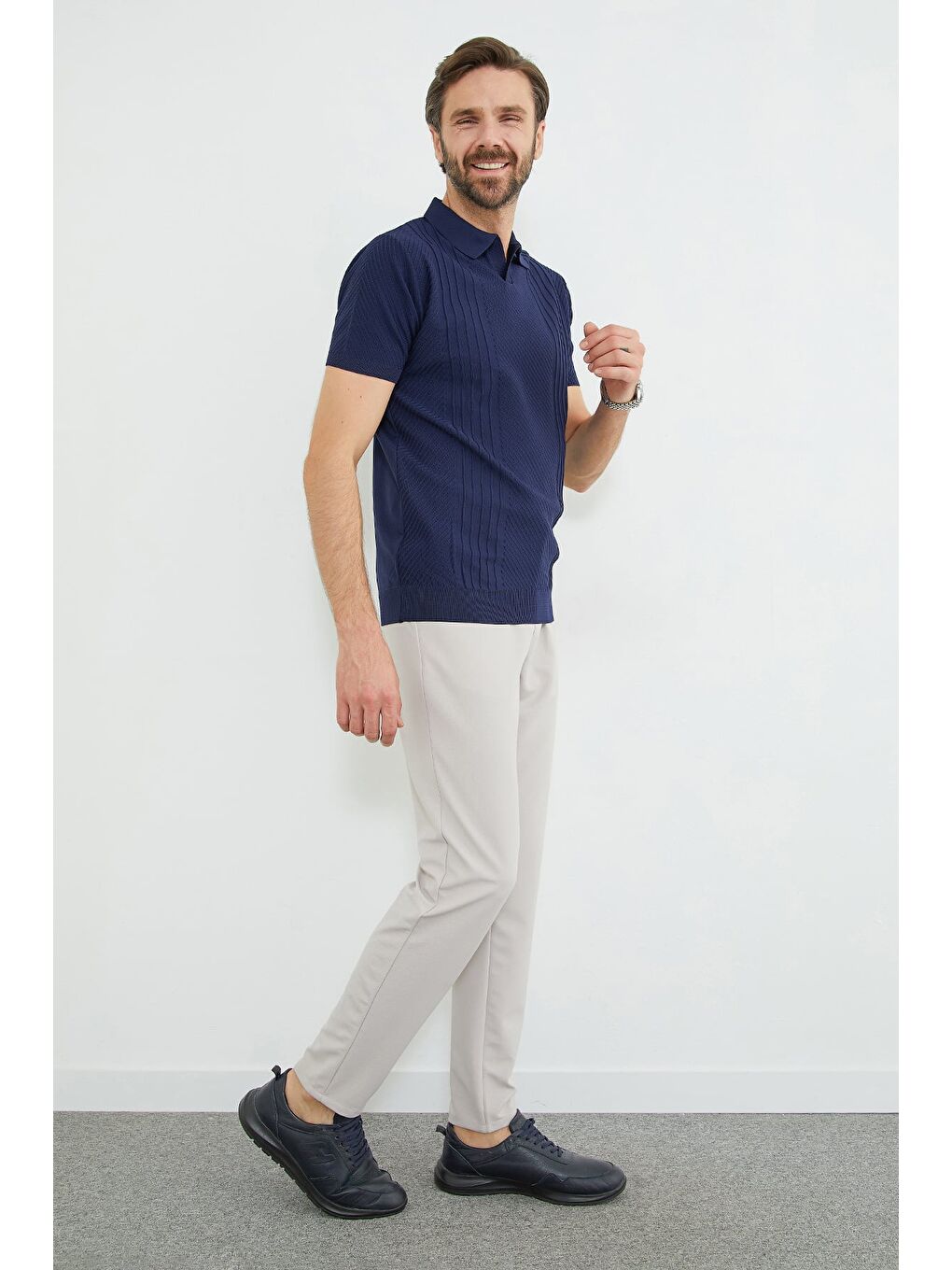 Lacivert Fitilli Apaş Yaka Triko Tişört-3