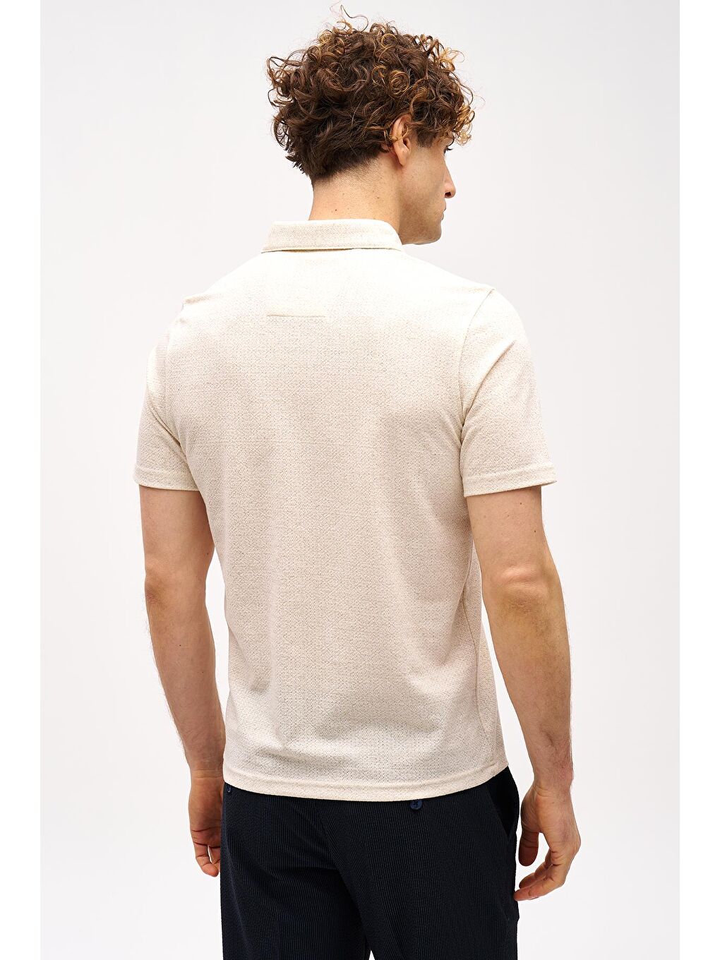 Bej Slim Fit Dar Kalıp Fermuarlı Polo Yaka Düz Kısa Kollu  Tişört-2