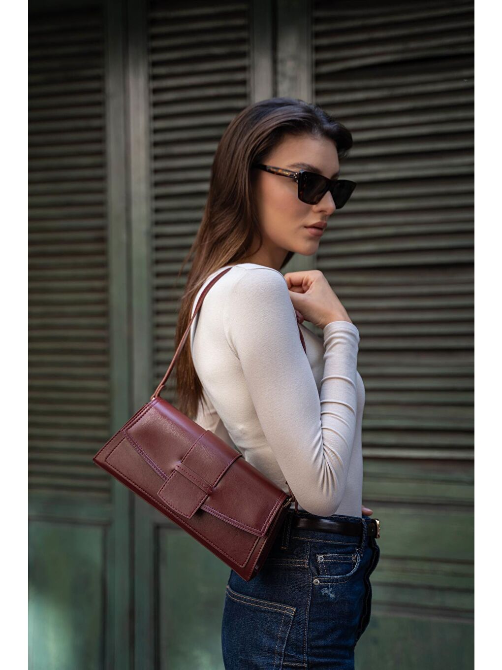 Diana Kapaklı Dikdörtgen Kadın Çanta - Bordo-1