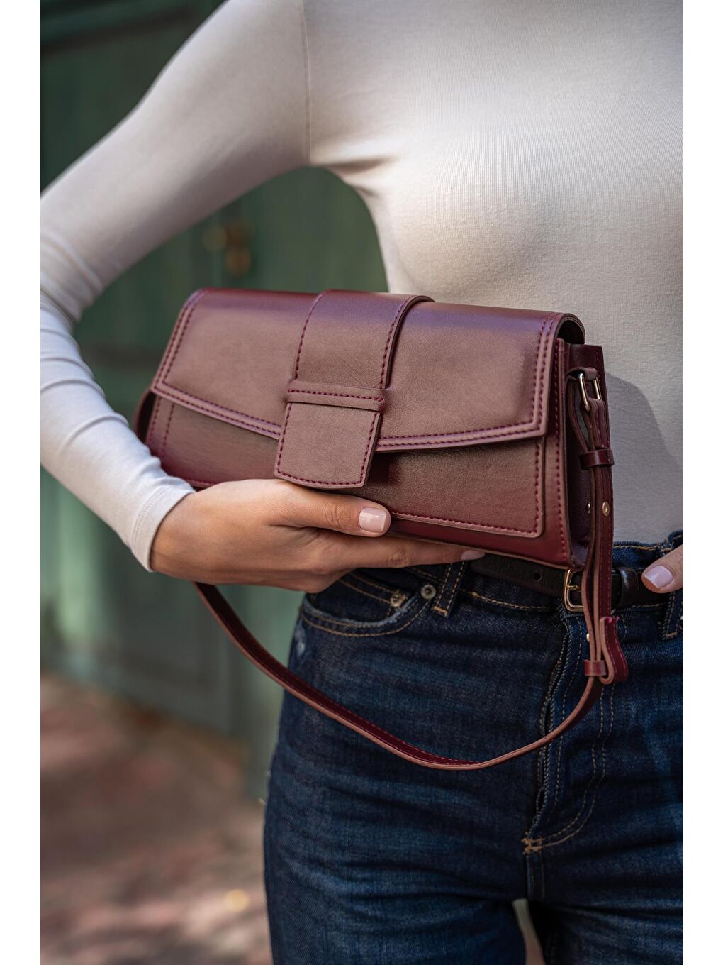 Diana Kapaklı Dikdörtgen Kadın Çanta - Bordo-3