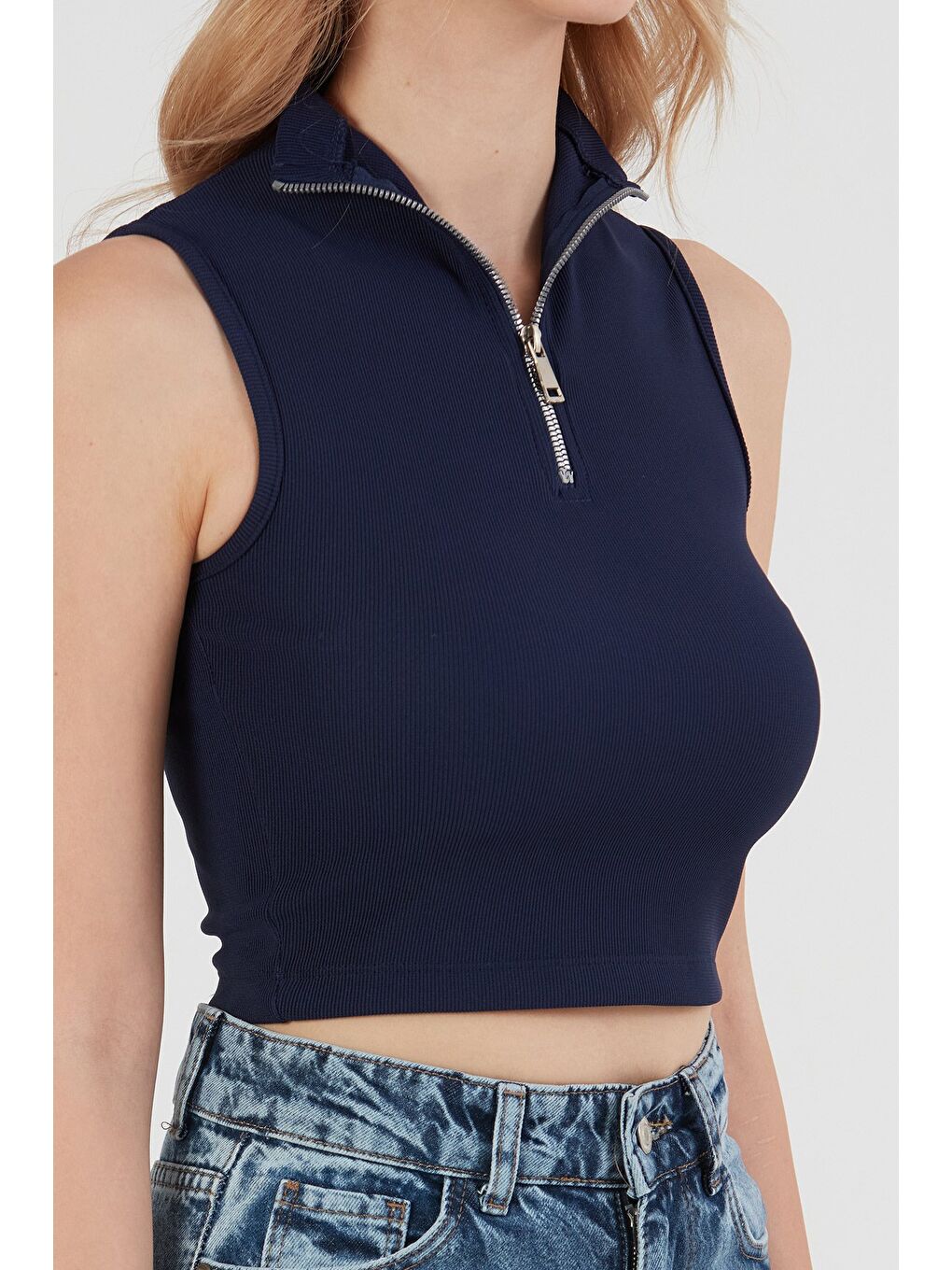 Lacivert Fitilli Yarım Fermuarlı Kolsuz Bluz-4