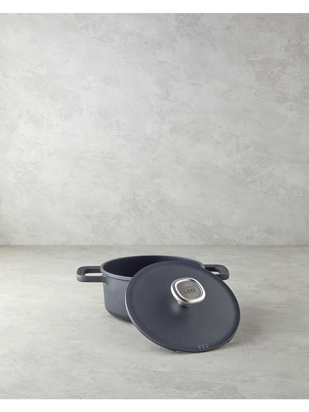 LEO Phantom Tencere 20 cm Siyah-1