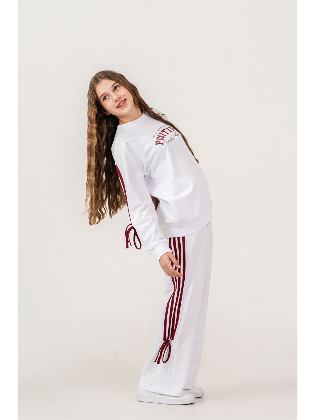 Beyaz Positive Baskılı Üst Kollar Biyeli Alt Biyeli Kız Çocuk Şort - Tişört Takımı-2