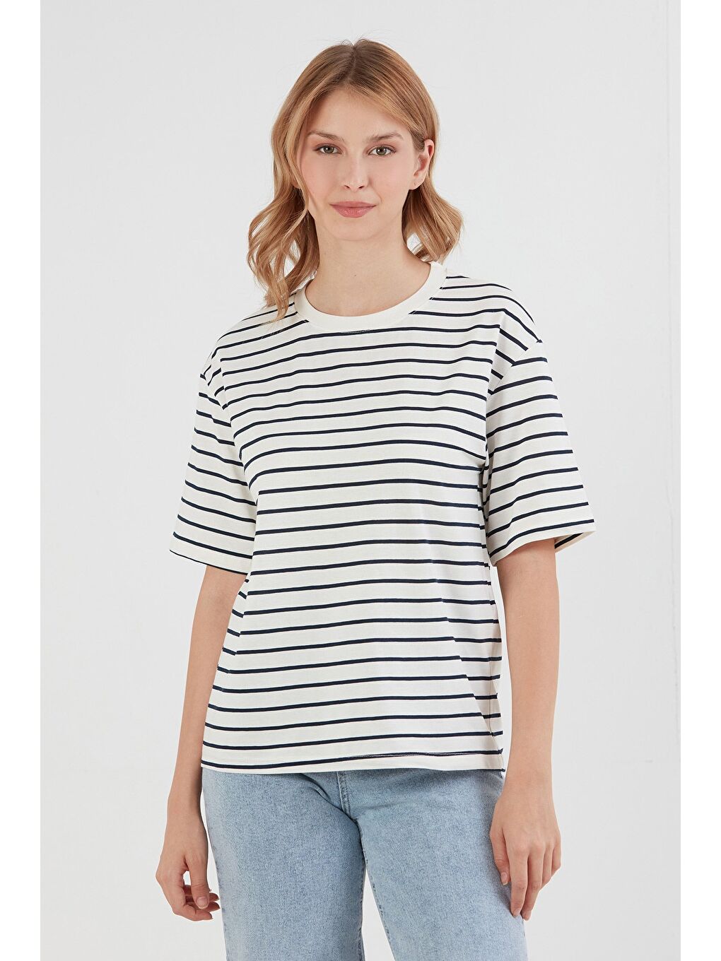 Lacivert Çizgili Bisiklet Yaka Oversize Tişört