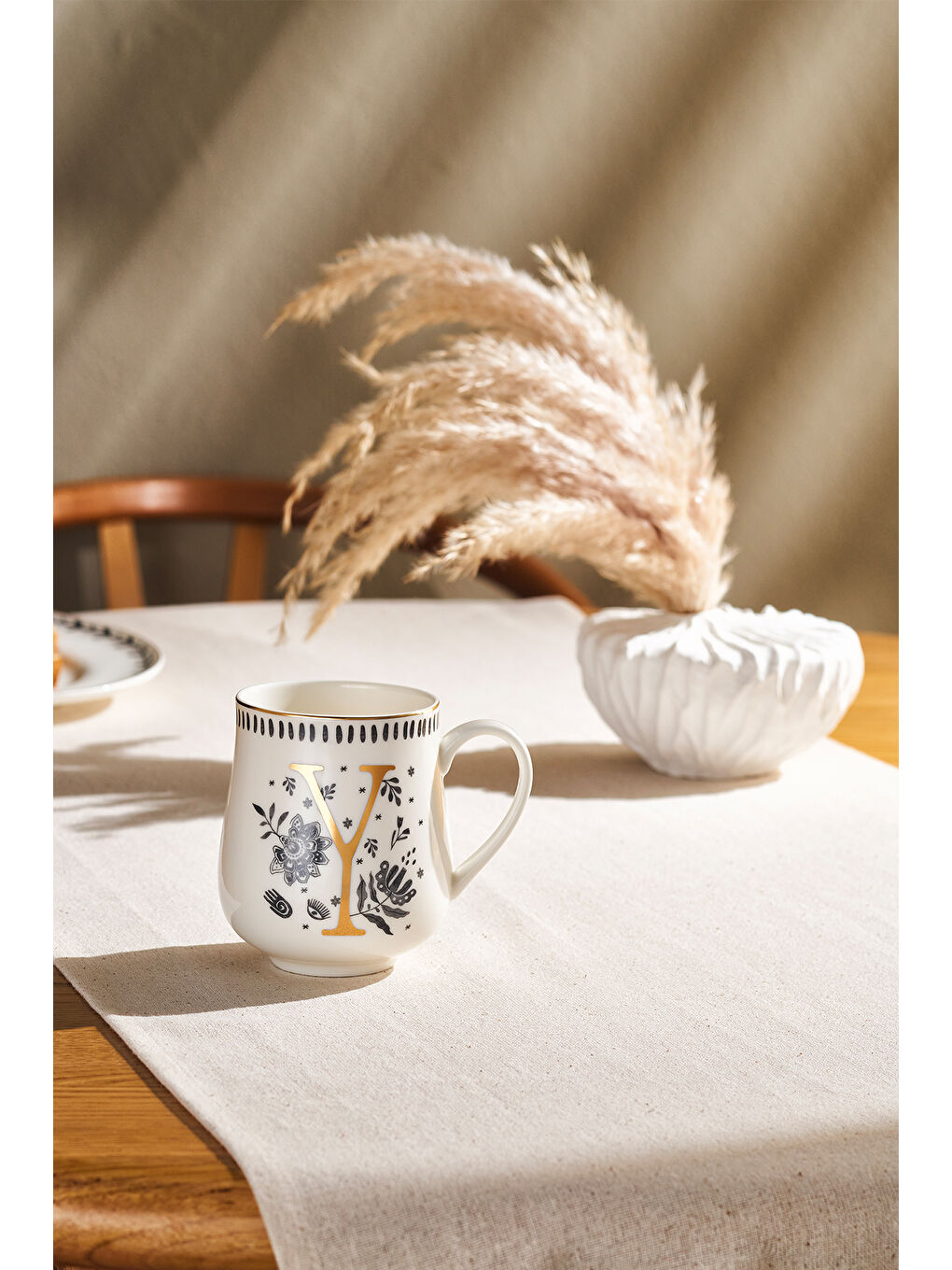 Beyaz Artisan Y Letter New Bone Kupa 220 ml