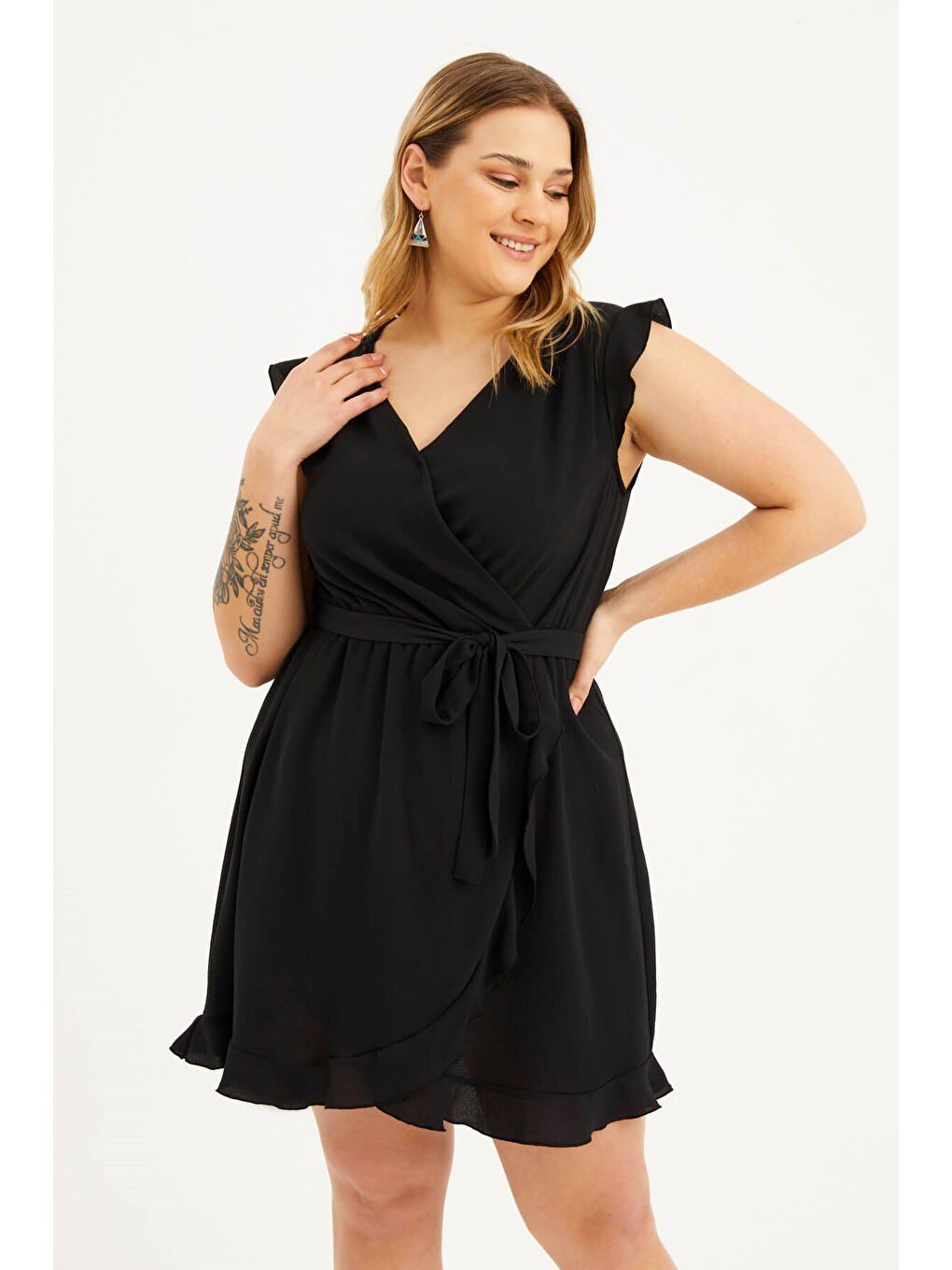 Siyah Fırfırlı Anvelop Elbise-1