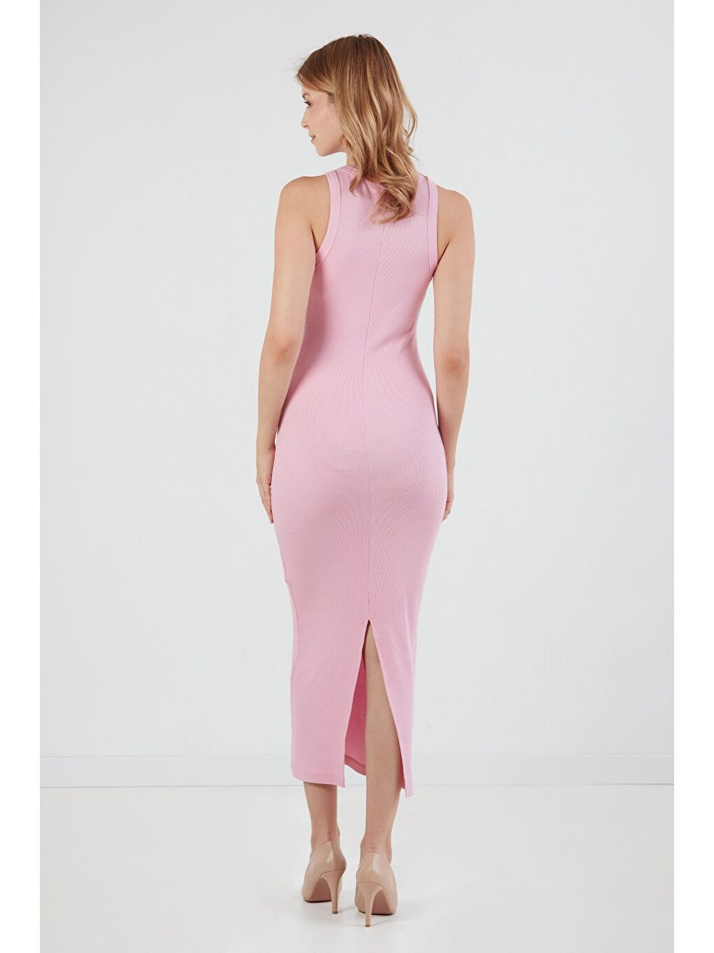 Pembe Basic Fitilli Halter Yaka Yırtmaçlı Elbise-1