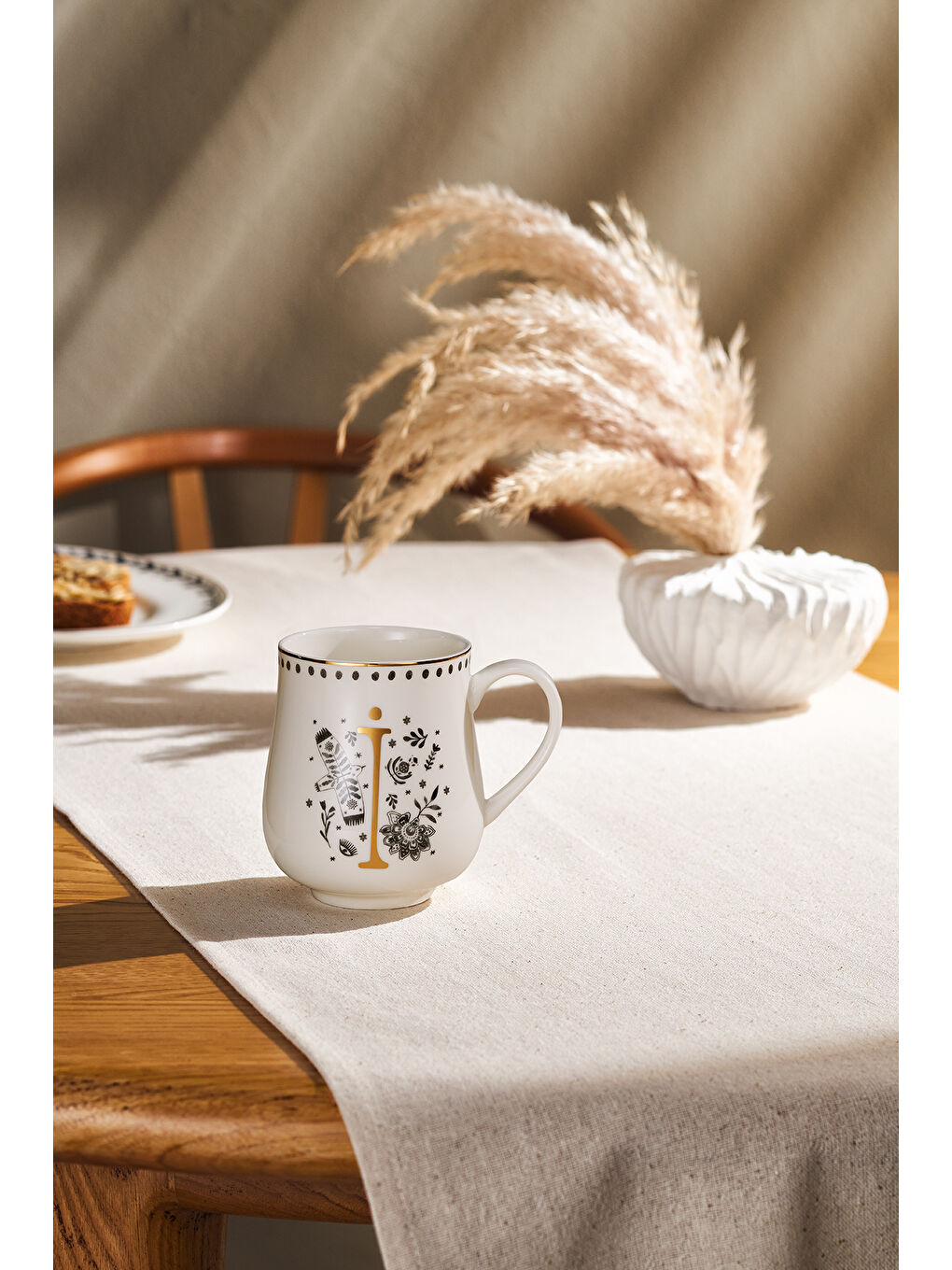 Beyaz Artisan İ Letter New Bone Kupa 220 ml