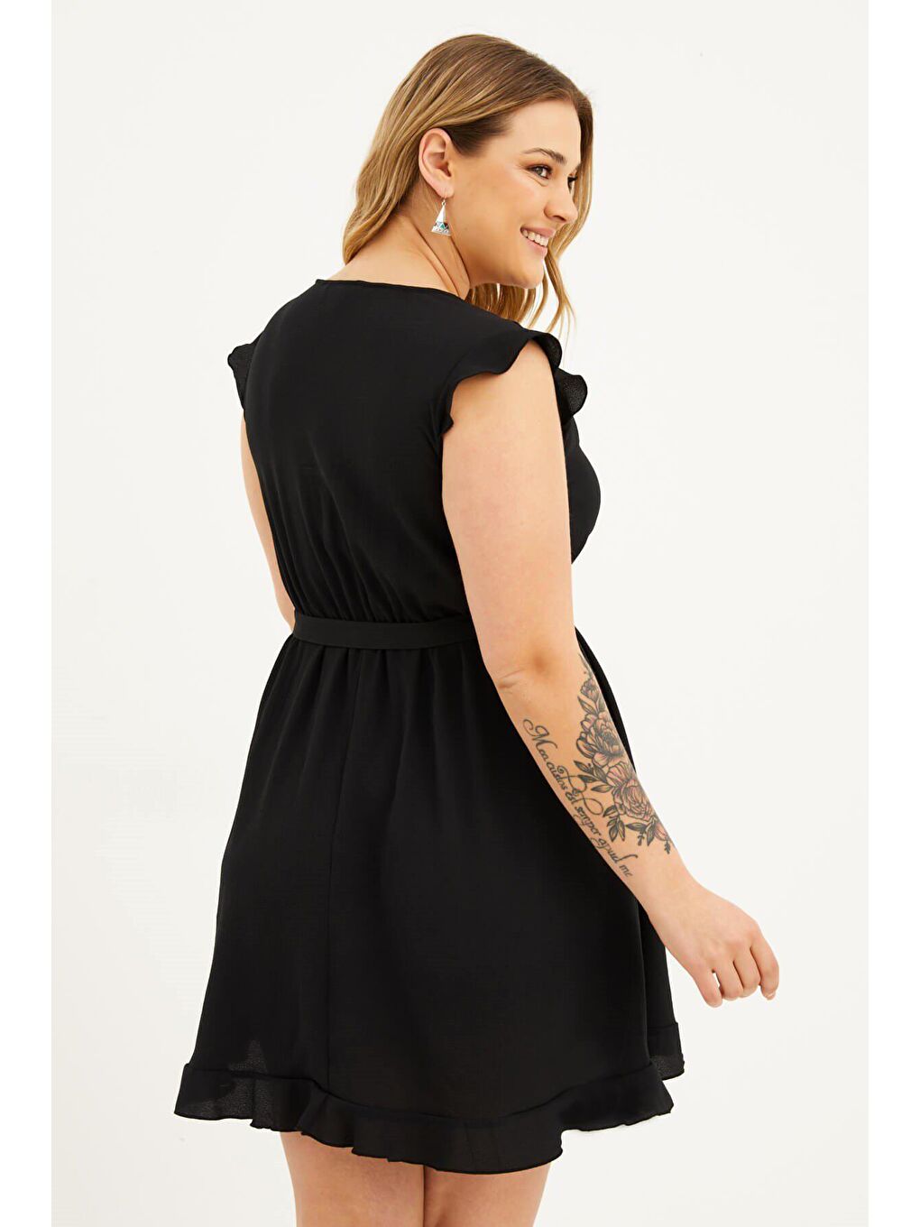 Siyah Fırfırlı Anvelop Elbise-3