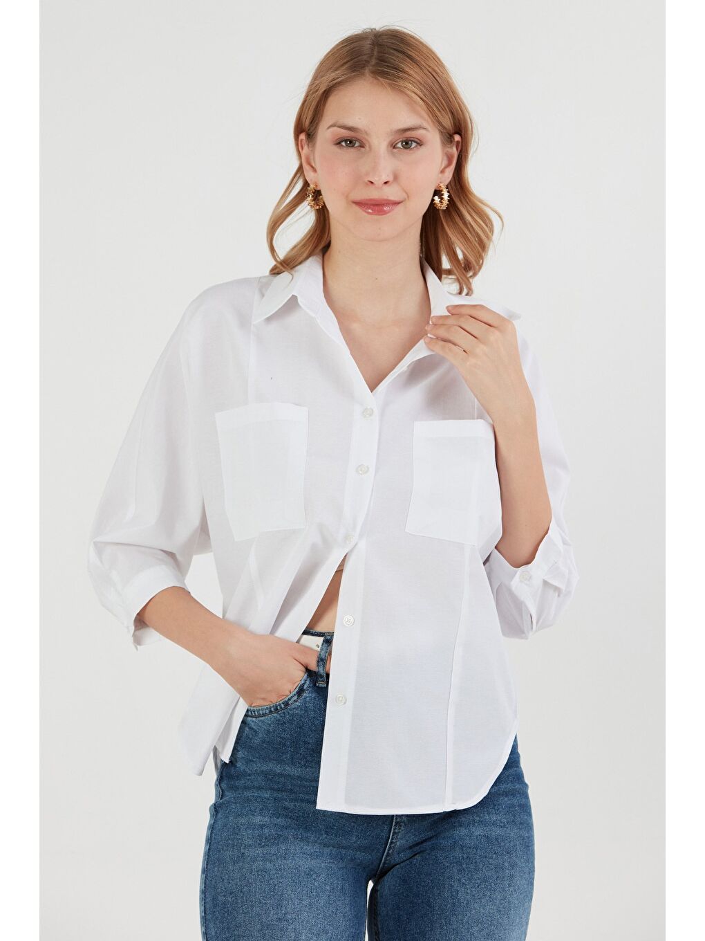Beyaz Çift Cepli Yarasa Kol Terikoton Gömlek