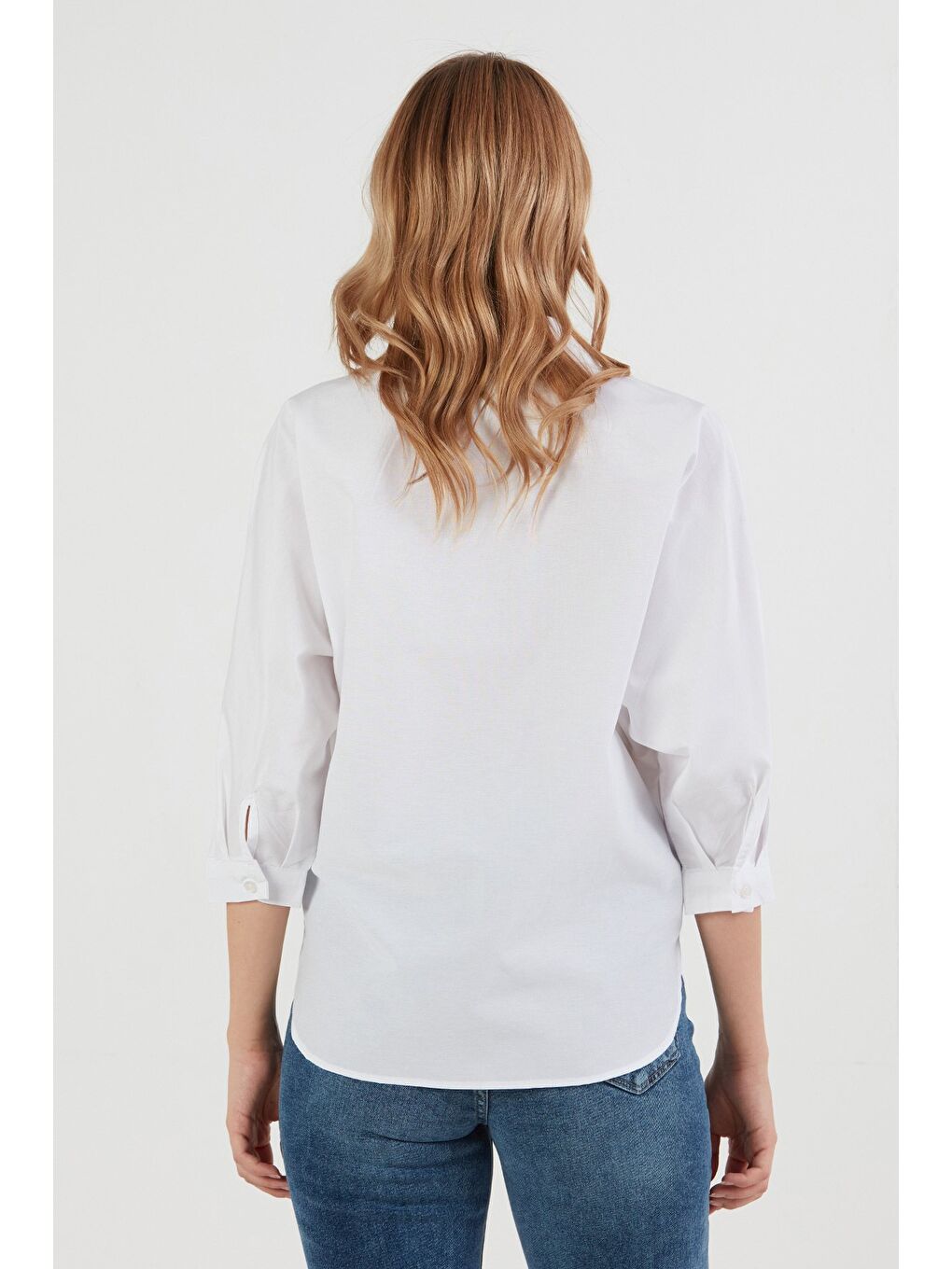 Beyaz Çift Cepli Yarasa Kol Terikoton Gömlek-1